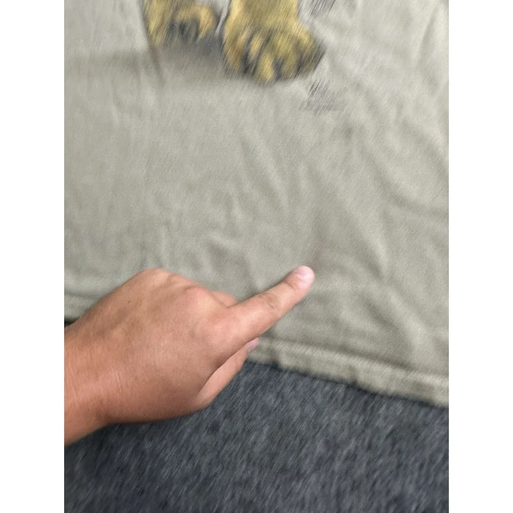 Mens 2003 The Mountain Cougar Wildlife Graphic T-Shirt Made in Honduras, Size 2X